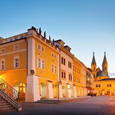 Hotel U Zlateho Kohouta Kroměříž Dış mekan fotoğraf