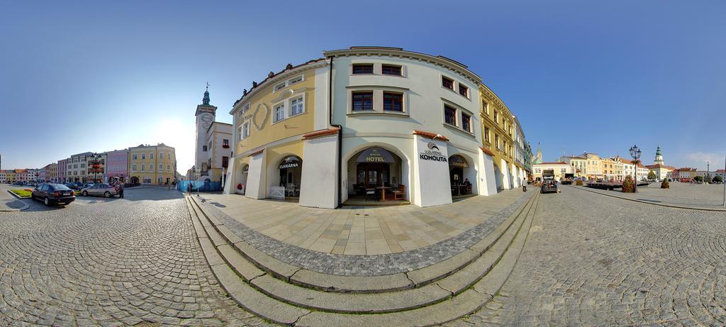 Hotel U Zlateho Kohouta Kroměříž Dış mekan fotoğraf