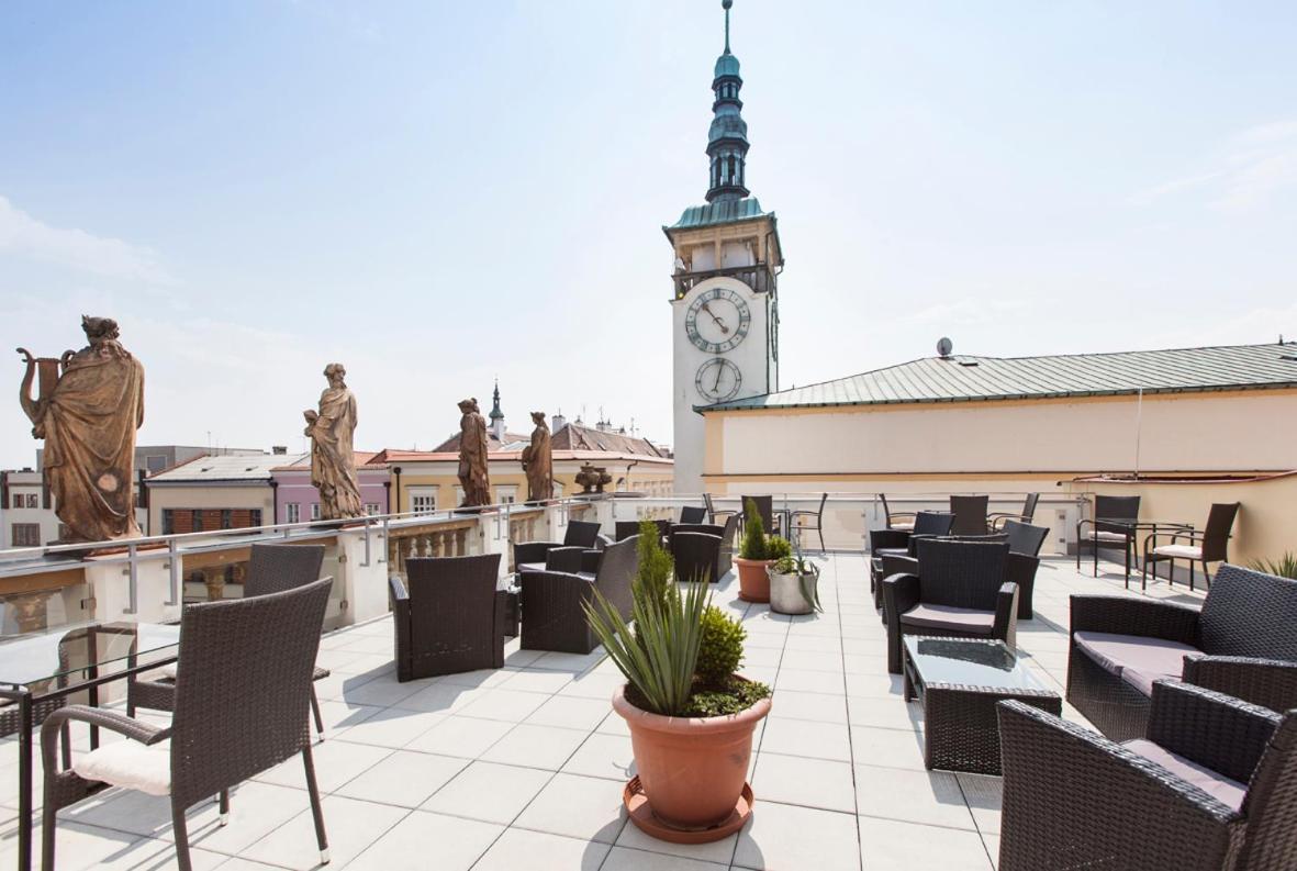 Hotel U Zlateho Kohouta Kroměříž Dış mekan fotoğraf